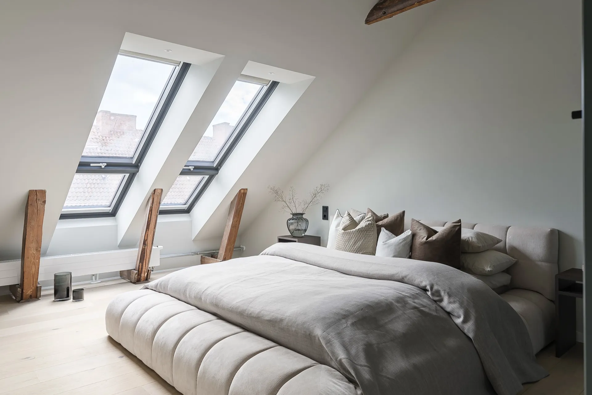 Premium-vindslägenhet med takfönster i centrala Malmö